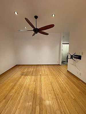 3rd image of 172 Norman Ave APT 1R