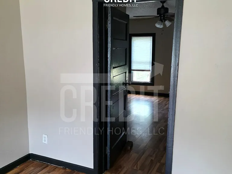 10 Cedar St — Photo 7