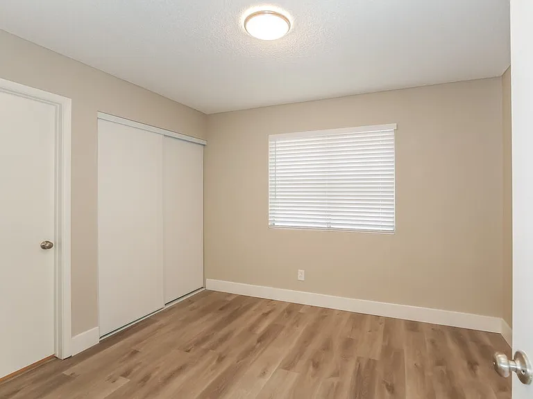 1403 Harmony Hill Dr — Photo 13