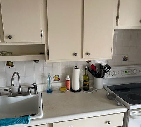 5th image of 239 Cherry Hill Dr Unit 2A
