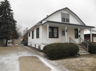 1617 Wilcox St, Crest Hill, IL 60403