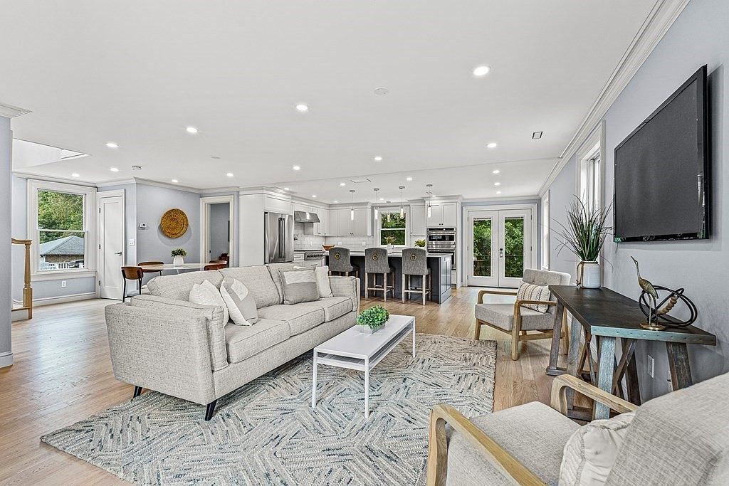 18 Forest St, Winchester, MA 01890 Zillow