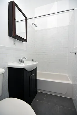 Rented by Bohemia Realty Group | media 13