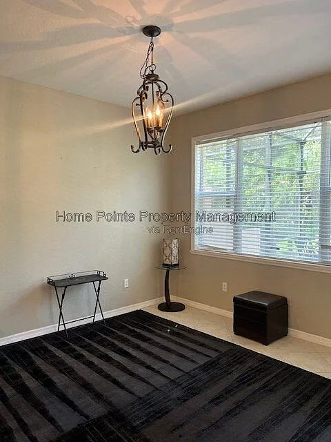 3 bed, 2.5 bath, 2282 sqft, $2,600 — Photo 4