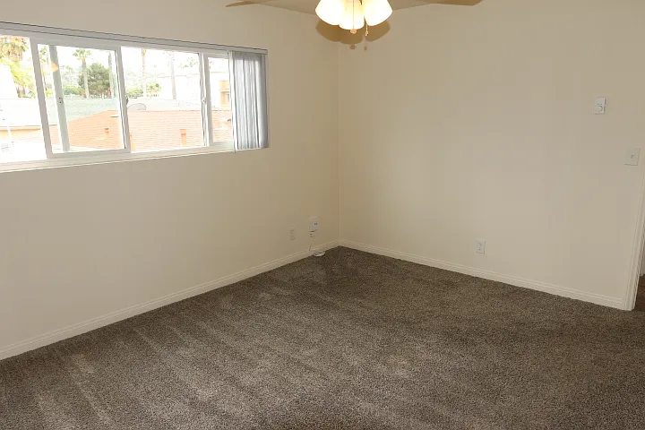 4770 Point Loma Ave #202 — Photo 5