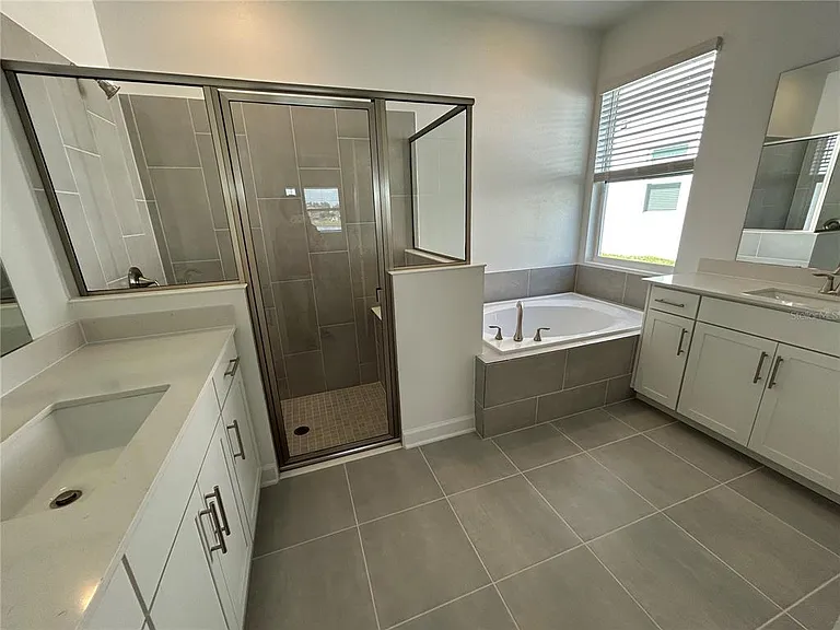 3008 Ella Way — Photo 17
