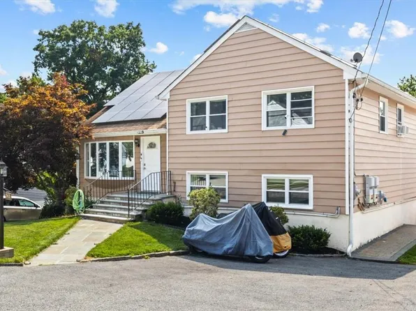 243 Pembrook Drive, Yonkers, NY 10710