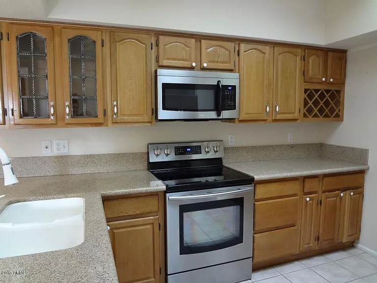 1912 S Hall — Photo 15