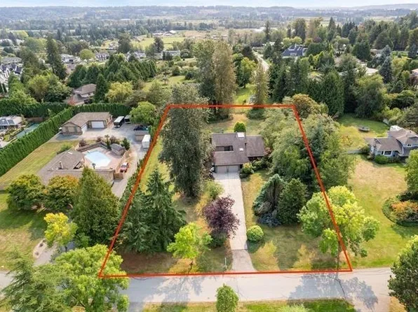 18208 21a Ave, Surrey, BC V3Z 9W2