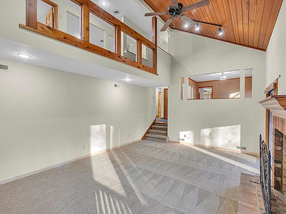 2nd image of 267 Cumberland Dr