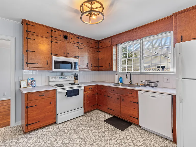 4825 Park Pl W — Photo 21