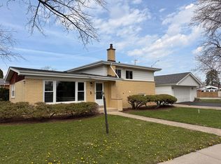 191 Kathleen Ln, Chicago Heights, IL