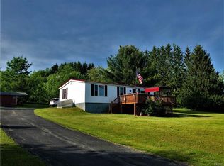 1087 Newport Rd, Utica, NY 13502