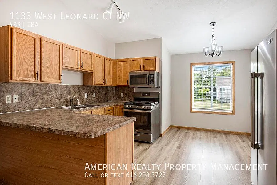 4 bed, 2208 sqft, $2,100 — Photo 3