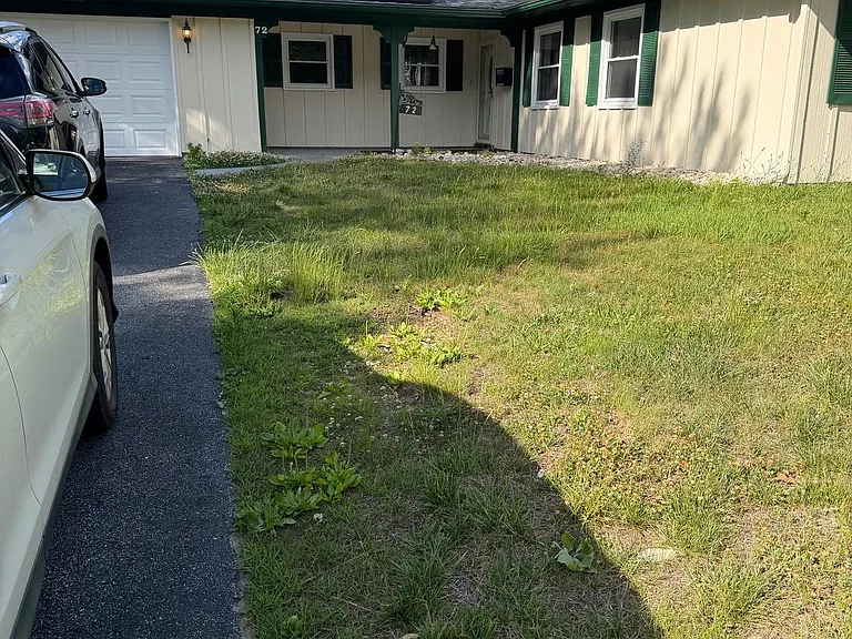 72 Edge Ln — Photo 2