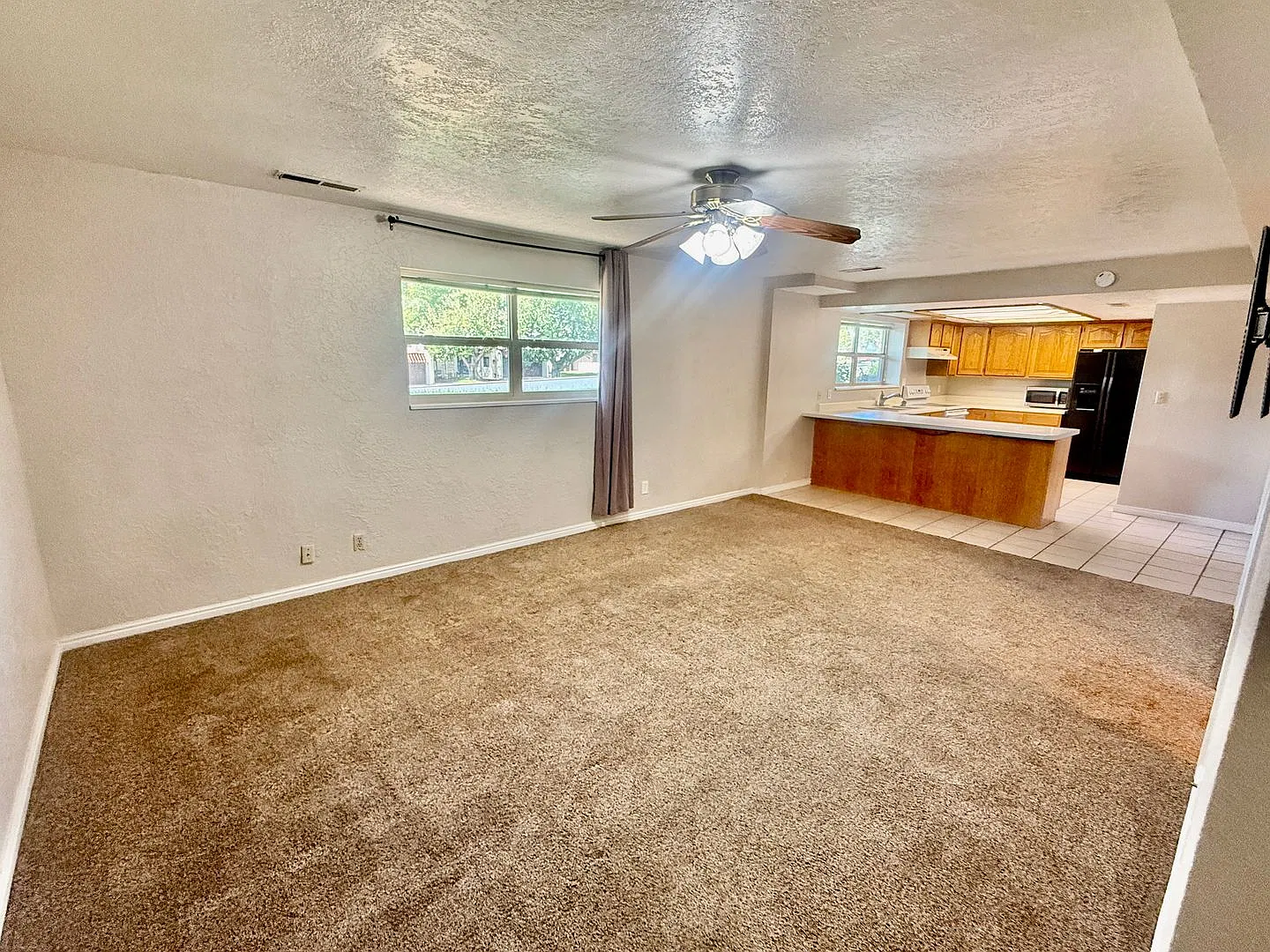 Affordable and Convenient 2-BR Duplex — Photo 4