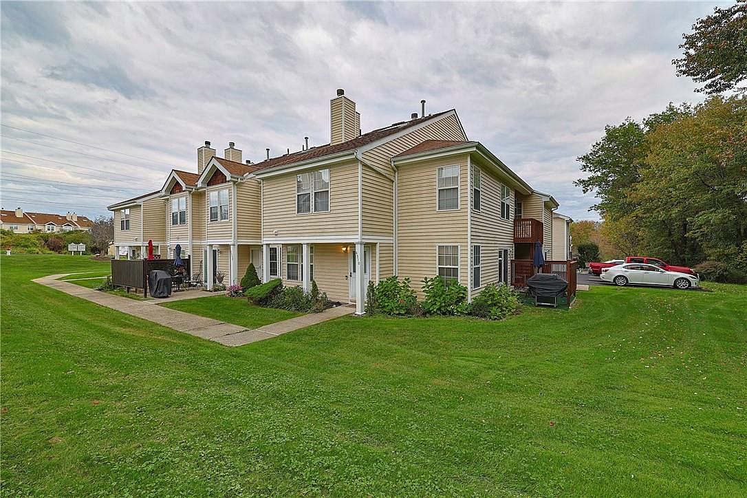 4510 Whispering Hills, Chester, NY 10918 | Zillow