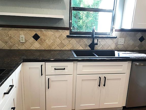 3rd image of 3738 Wildwood Ridge Dr
