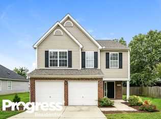 530 Timber Meadow Lake Dr, Fuquay Varina, NC 27526