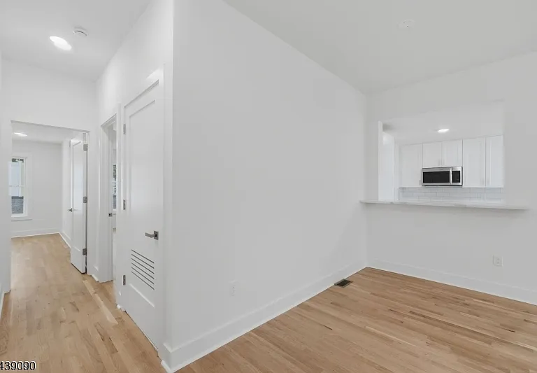 116 Valley St #1 — Photo 17