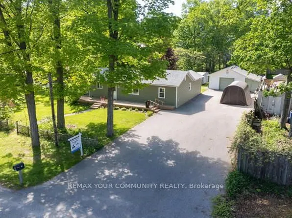 781 Edward St, Innisfil, ON L9S 2S2