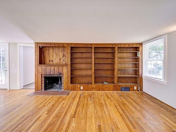 5th image of 1 Hasbrouck Pl