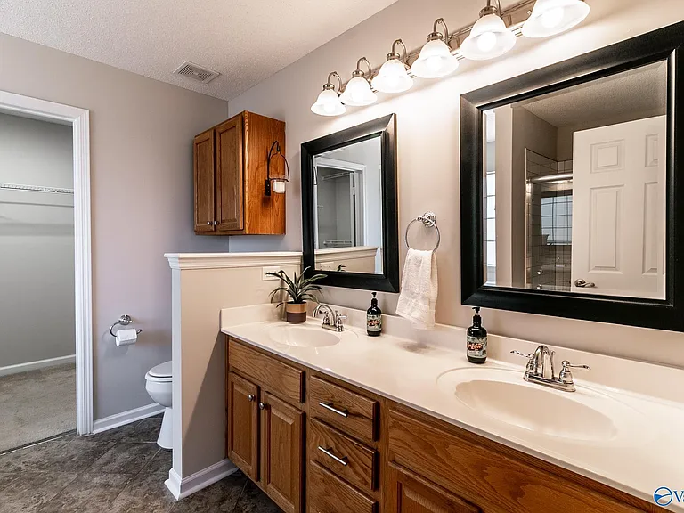 114 Clover Ridge Dr — Photo 23