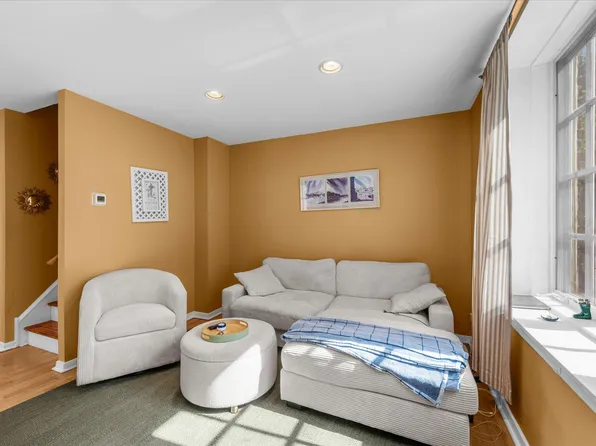 1901 Green St Unit 9, Philadelphia, PA 19130