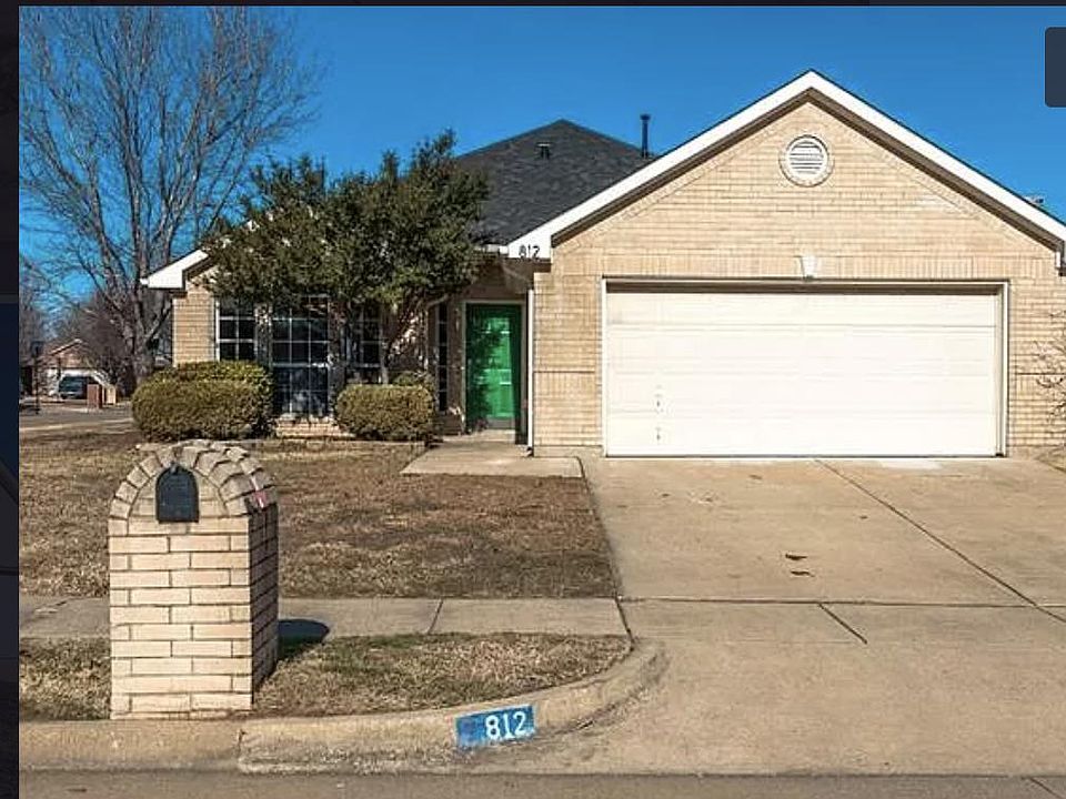 1st image of 812 Fox Run Trl