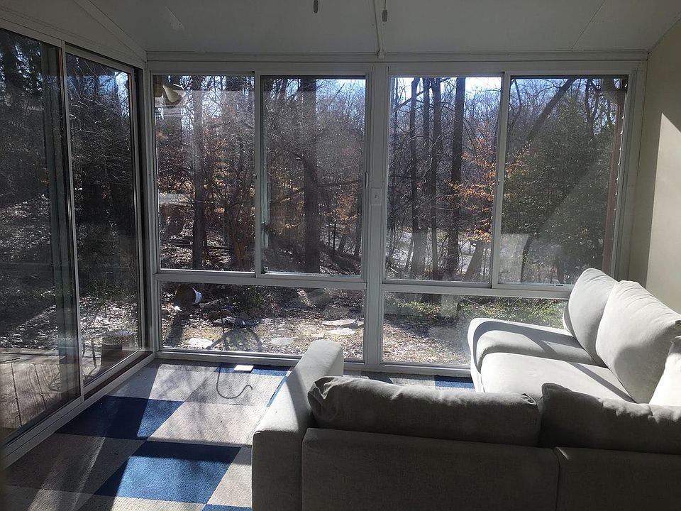 2nd image of 8517 Bradford Rd #6-3-1