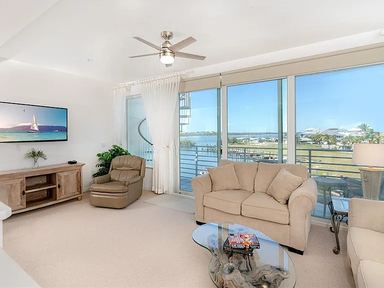 8280 Harborside Cir — Photo 10