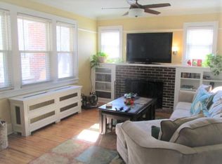 277 Woodbury Rd FLOOR 1, Huntington, NY 11743