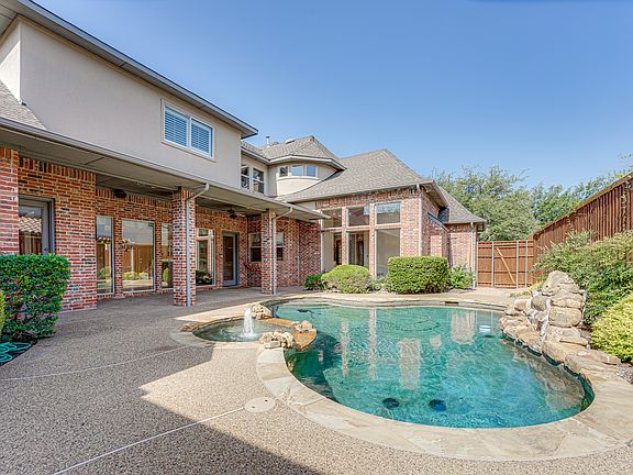 2nd image of 5004 Castle Creek Ct
