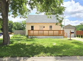 3102 10th St, Rockford, IL