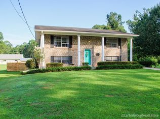 506 S 4th St, Jesup, GA 31545