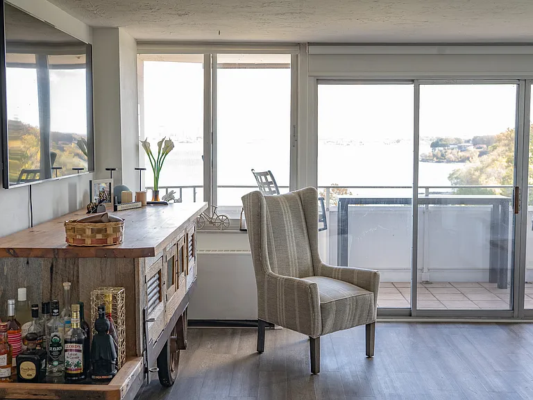 12900 Lake Ave #724 — Photo 4