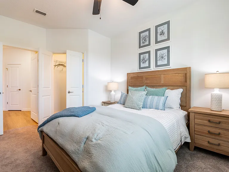 SW 38th Avenue Apartments — Photo 32
