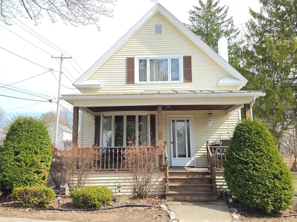 3 John St, Heuvelton, NY 13654