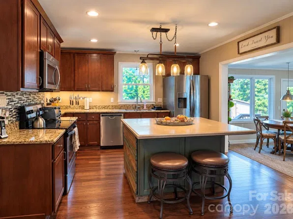 193 Bevis Ln, Statesville, NC 28677
