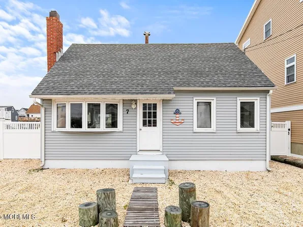 7 Jeri Ann, Manahawkin, NJ 08050