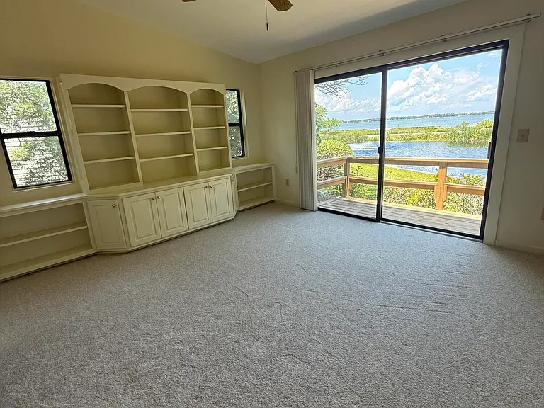 134 Lagoon Ln — Photo 8