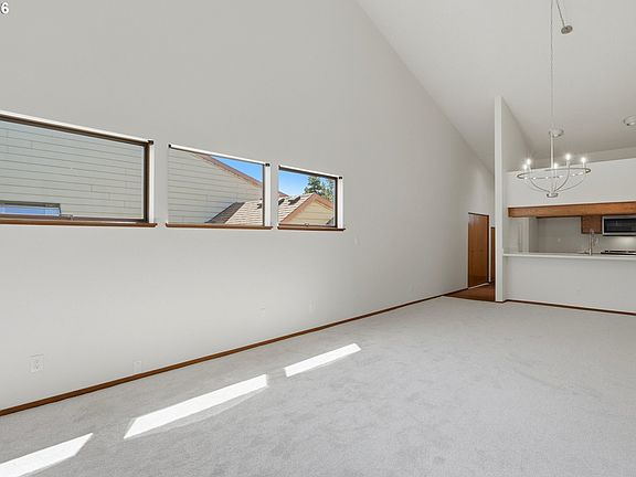 5th image of 351 SE 146th Ave #8