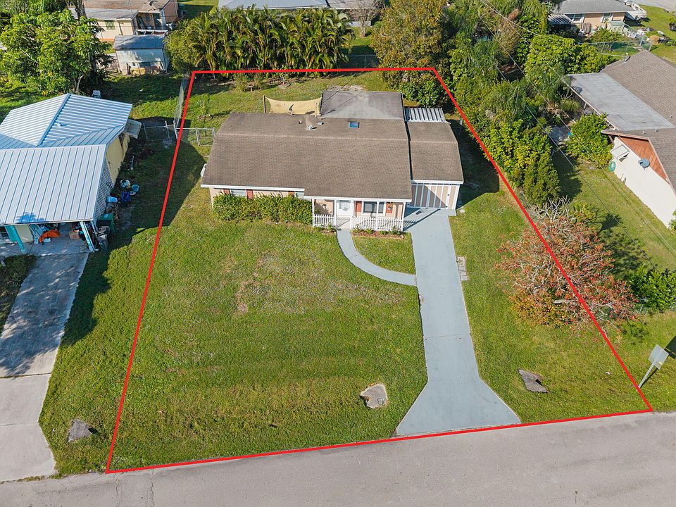 1st image of 422 Coconut Avenue E
