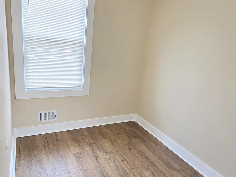 389 New York Ave #1 — Photo 12