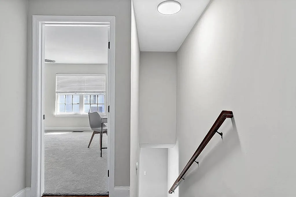 2 bed, 2.5 bath, 1466 sqft, $1,700 — Photo 4