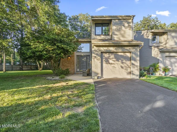 41 White Swan Way #19, Brick, NJ 08723