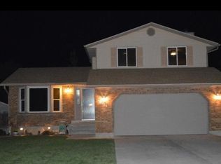 6911 S Coneflower Ct, West Jordan, UT 84081