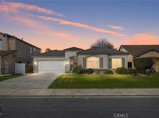 5023 Villa Bella Ln, Bakersfield, CA