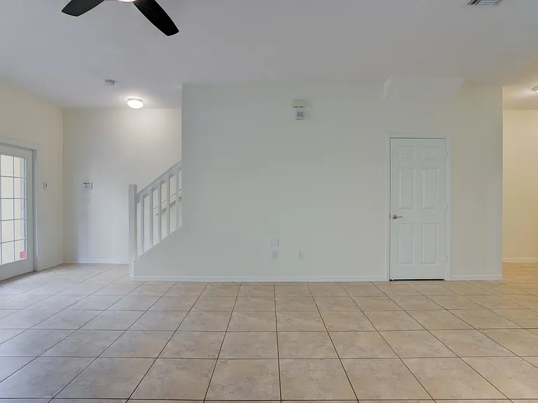 158 W Thatch Palm Cir — Photo 12