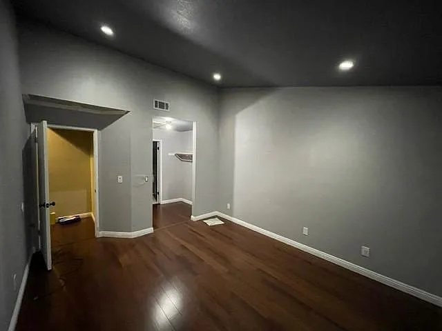 169 Bridlewood Ct — Photo 6